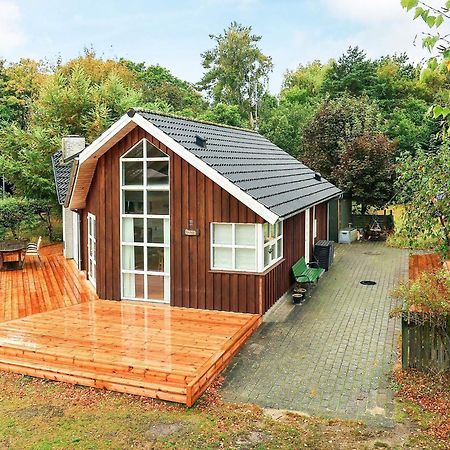 6 Person Holiday Home In 프레데릭스하운 외부 사진